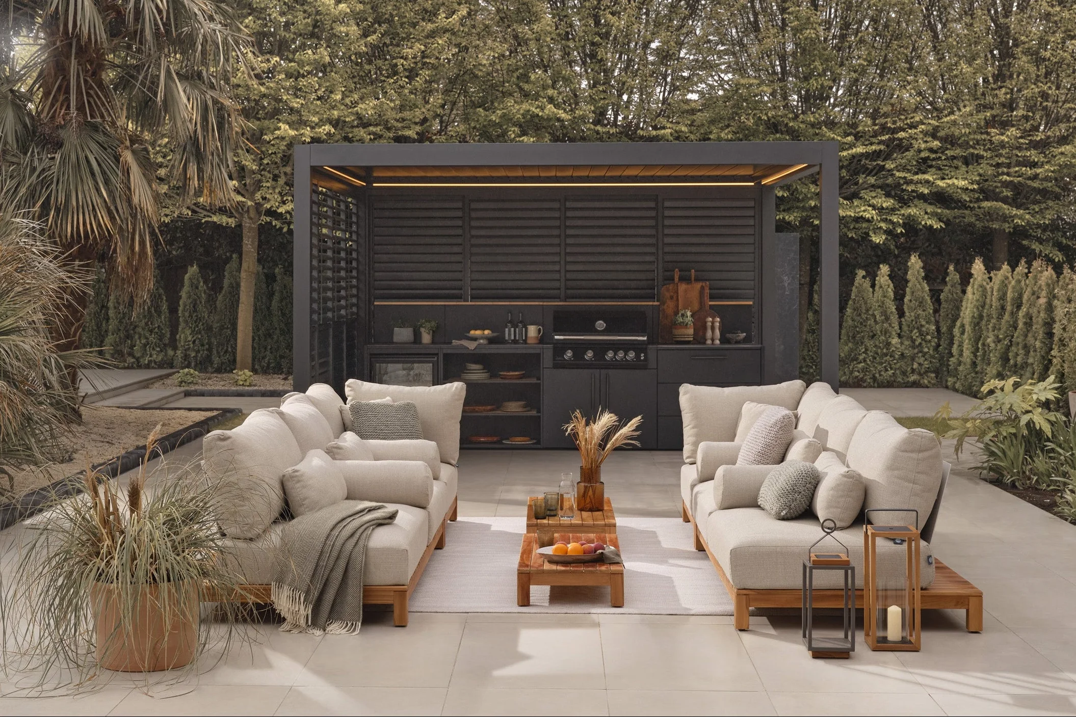 Elevate Your Outdoor Living Experience