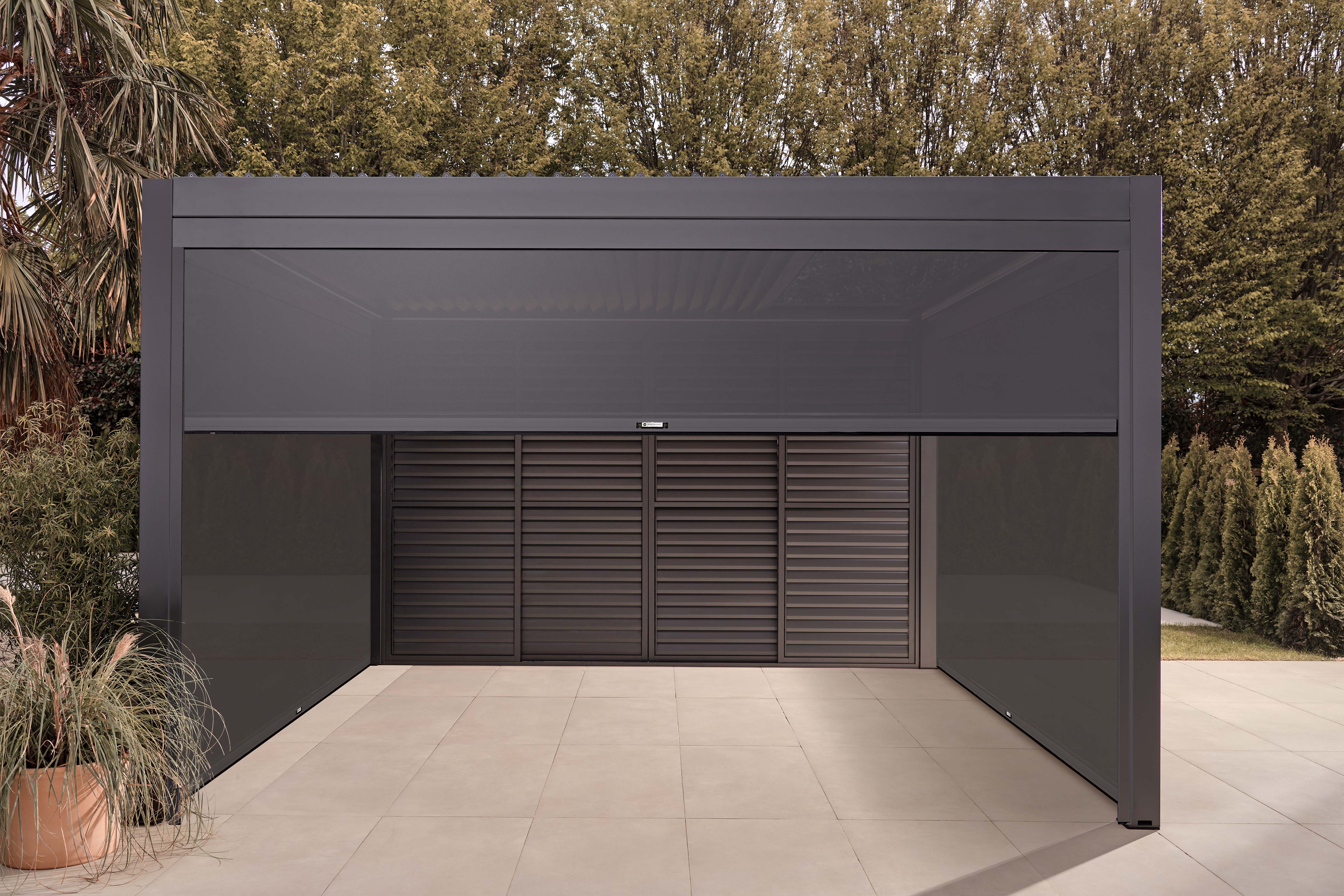 Luxe Electric Retractable Roof LED Aluminium Pergola - Image 7