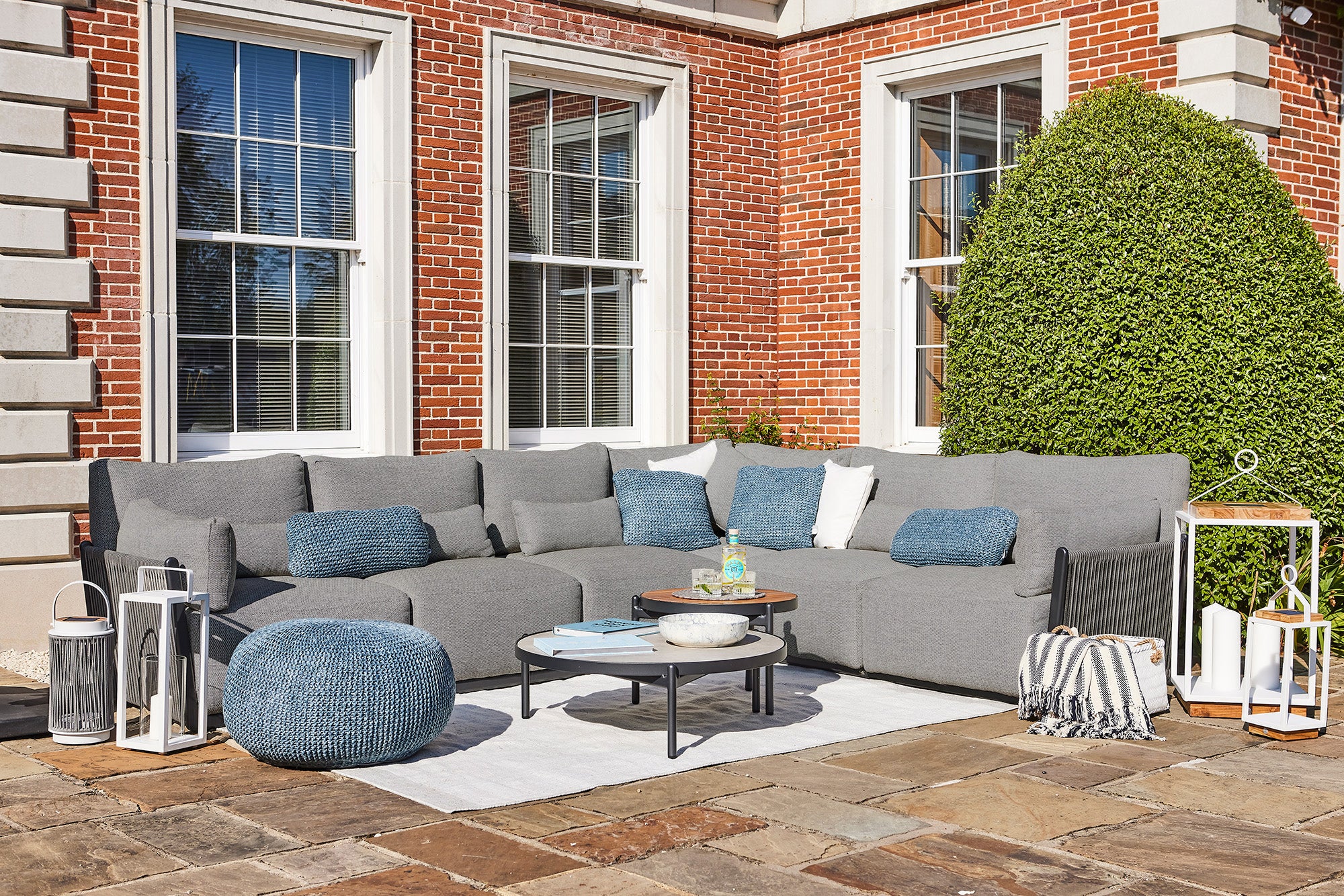 Sorrento Lounge Collection - Image 6